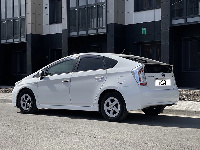 Аренда Toyota Prius 2013