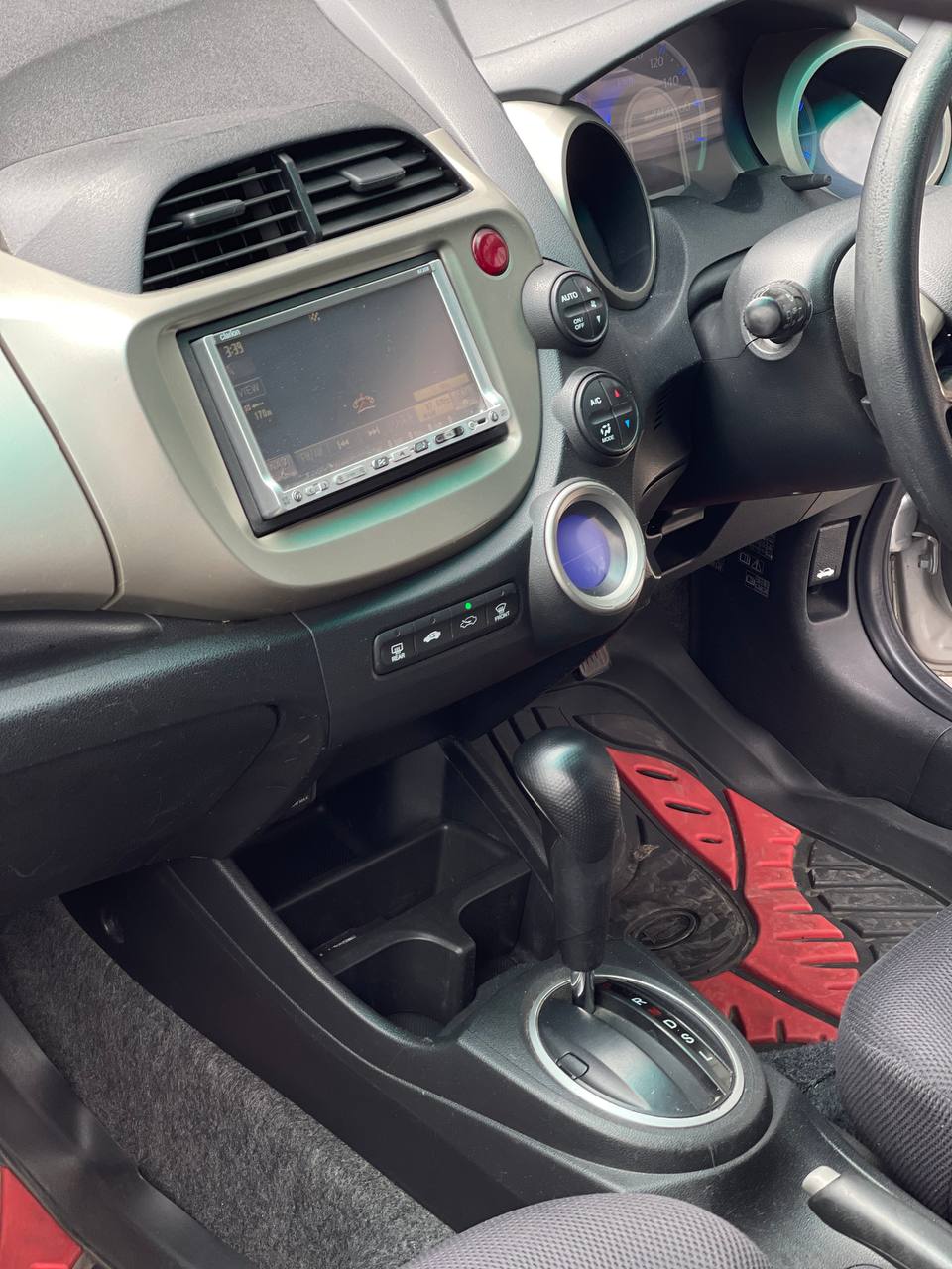 Аренда Honda Fit Hybrid