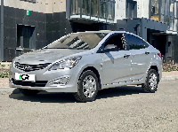 Аренда Hyundai Solaris 2015