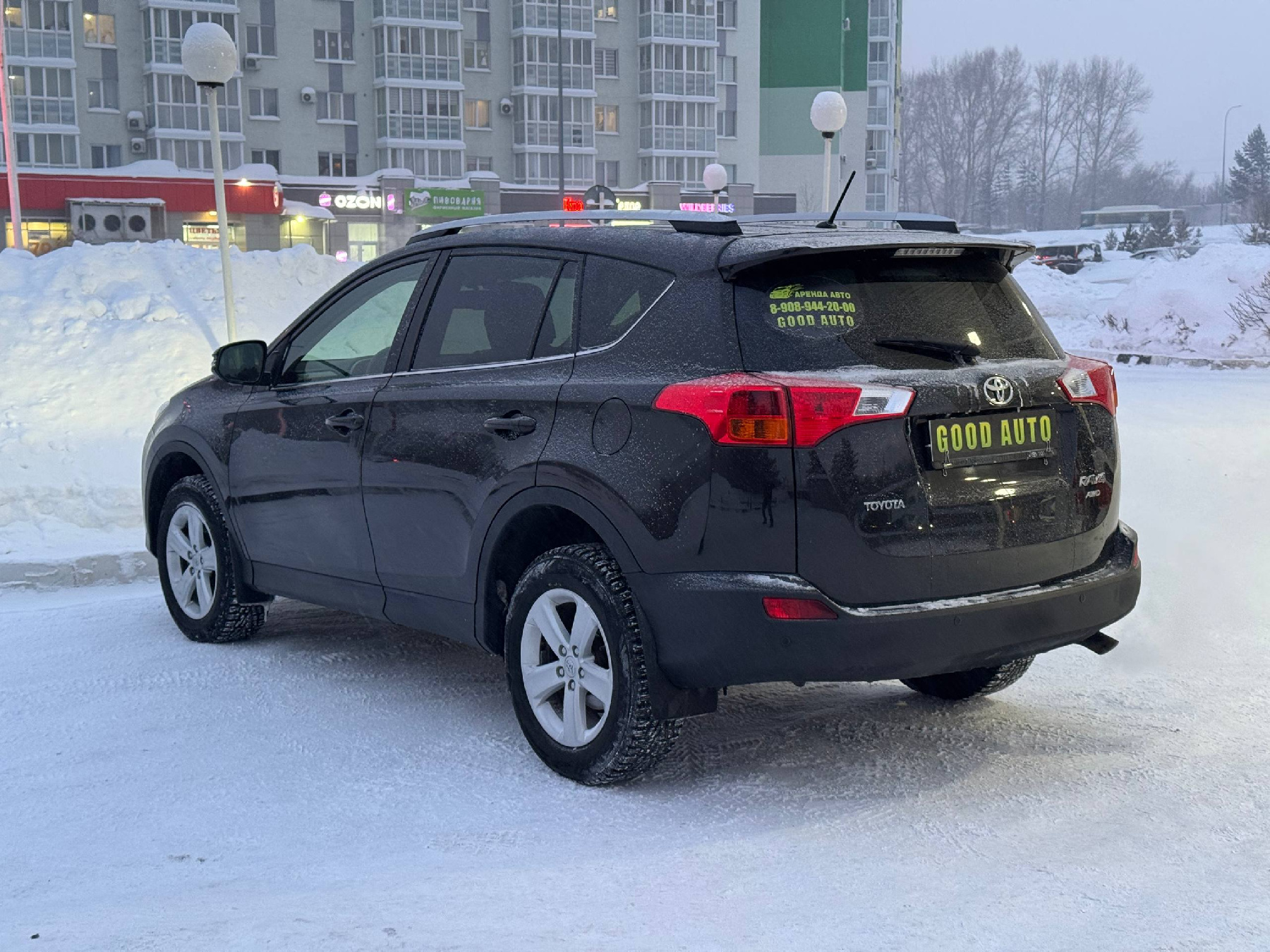 Аренда Toyota RAV4 2014 (чёрный)