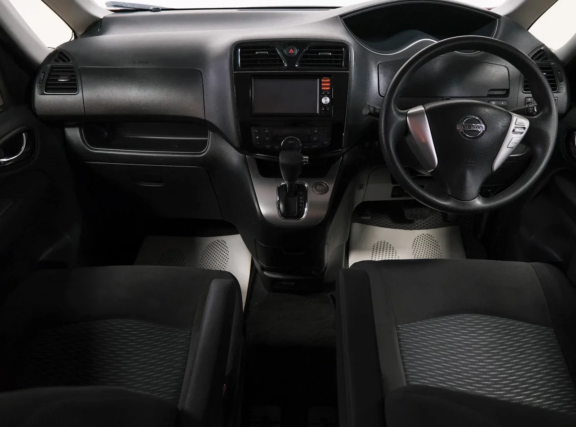 Аренда Nissan Serena