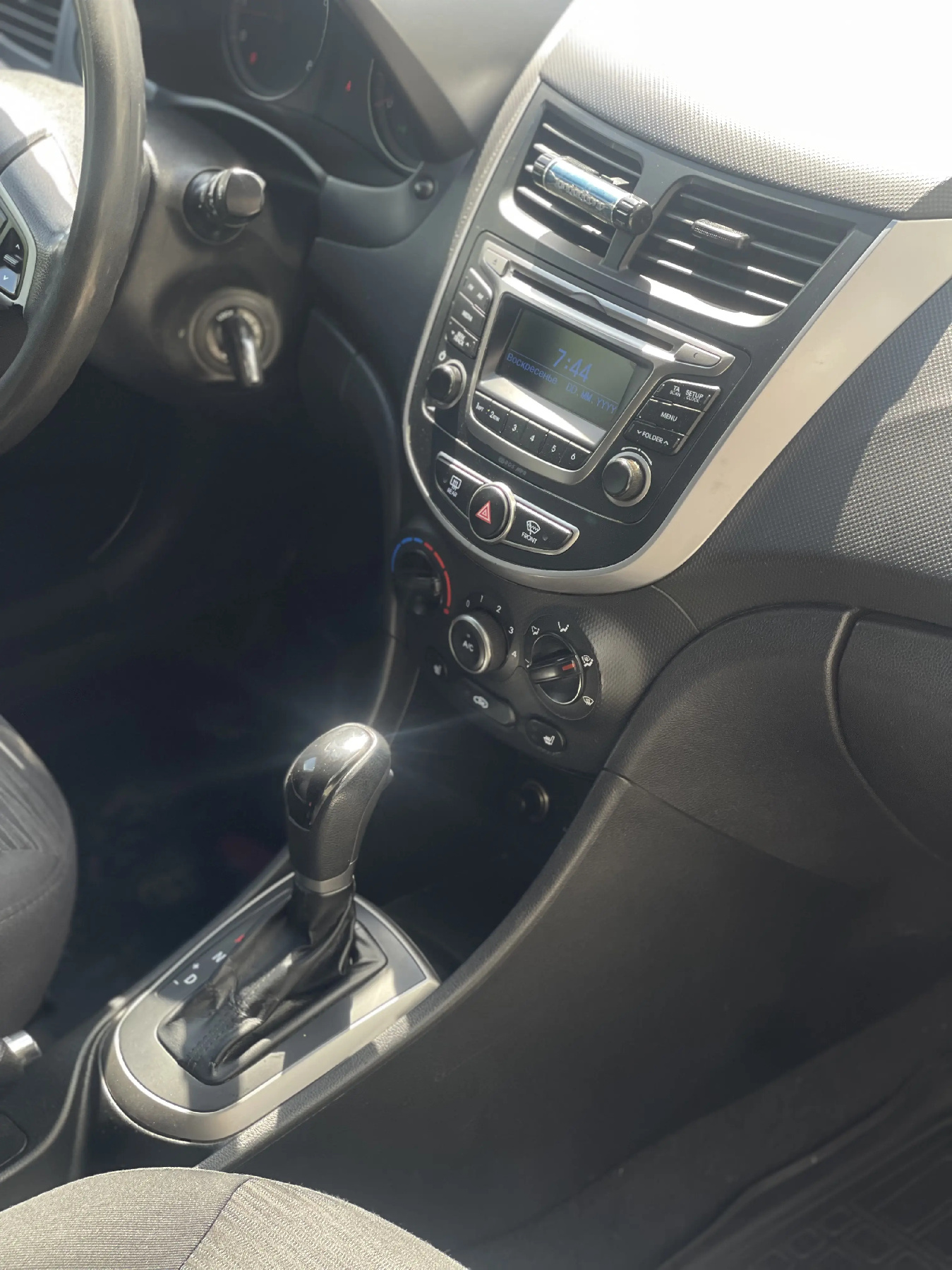 Аренда Hyundai Solaris 2015 175