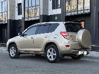 Аренда Toyota RAV4 2010