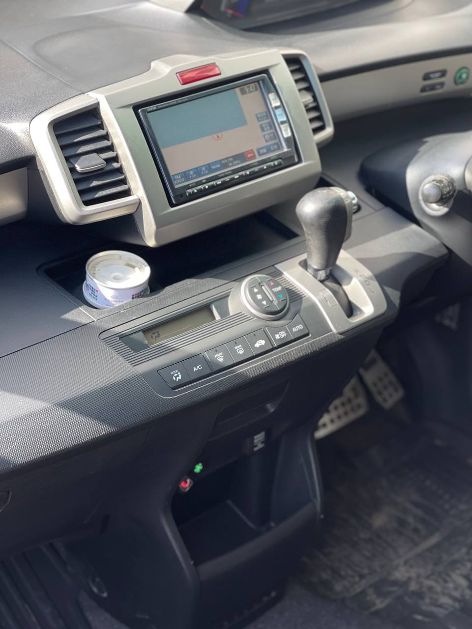 Аренда Honda Freed Spike