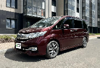 Аренда Honda Stepwgn spada red