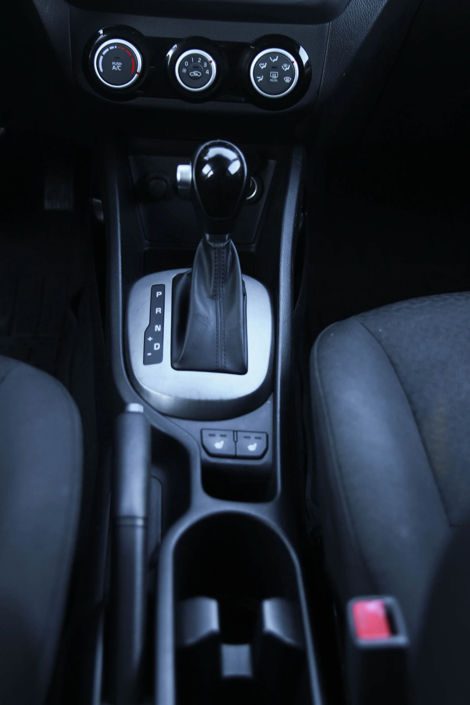 Аренда Kia Rio 2018 чёрный