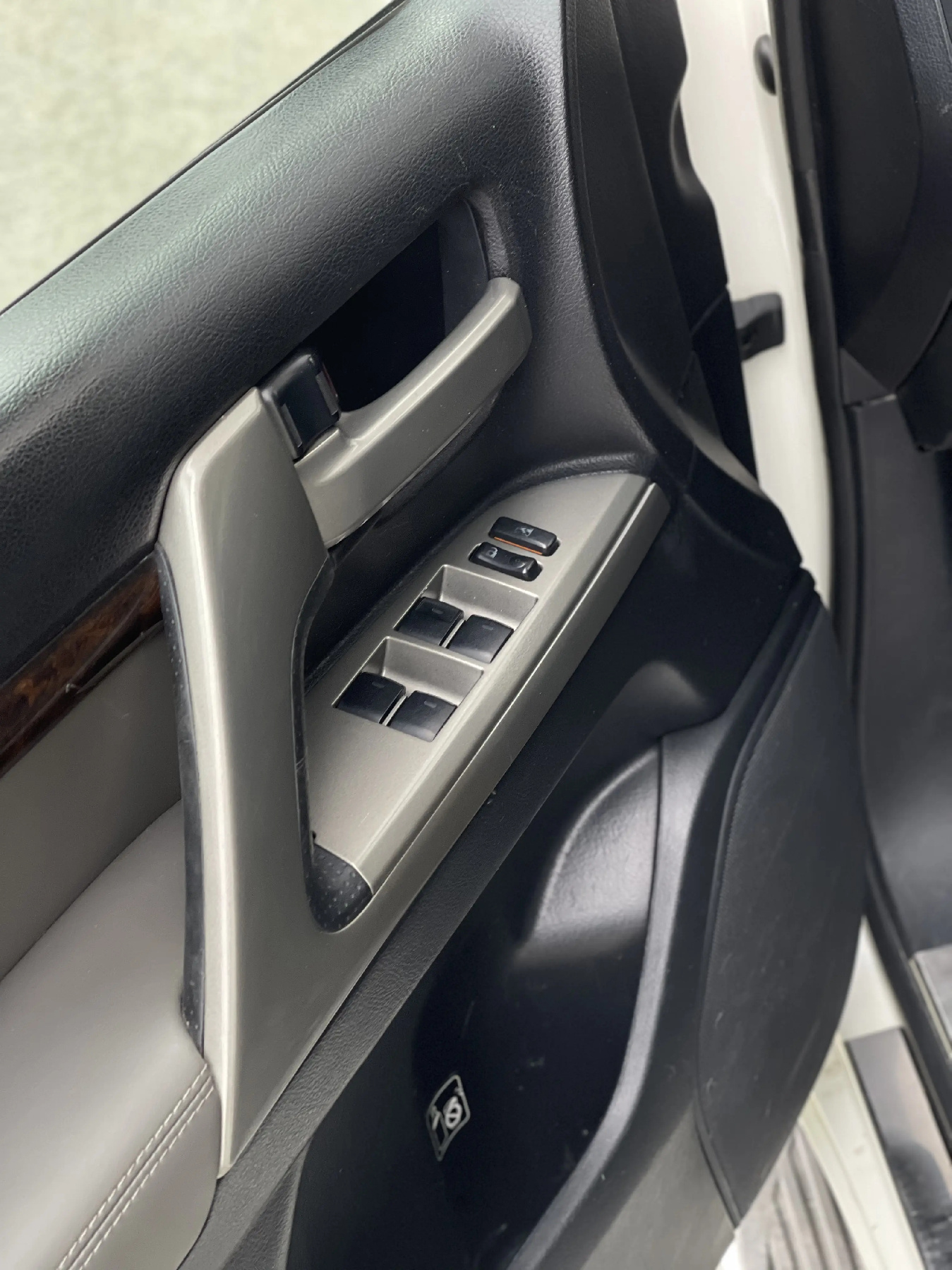 Аренда Toyota Land Cruiser 2011 047