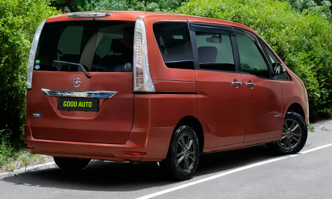 Аренда Nissan Serena