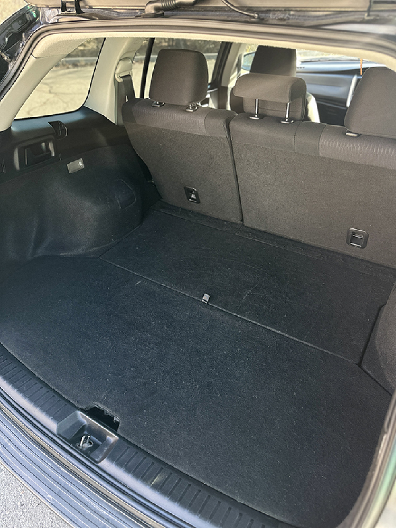 Выкуп Toyota Corolla Fielder Hybrid 2014