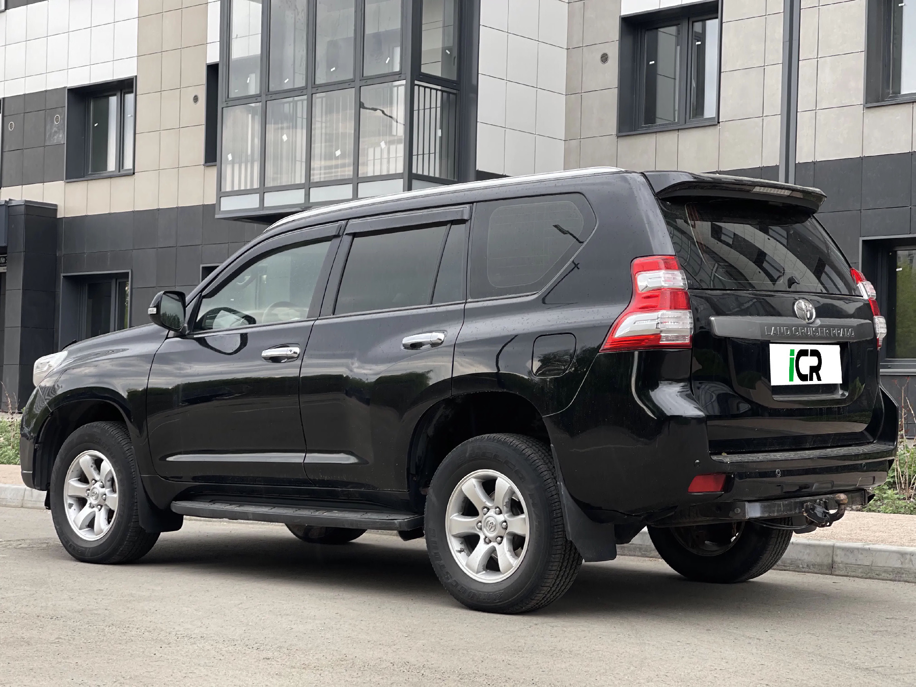 Аренда Toyota Land Cruiser Prado 2015
