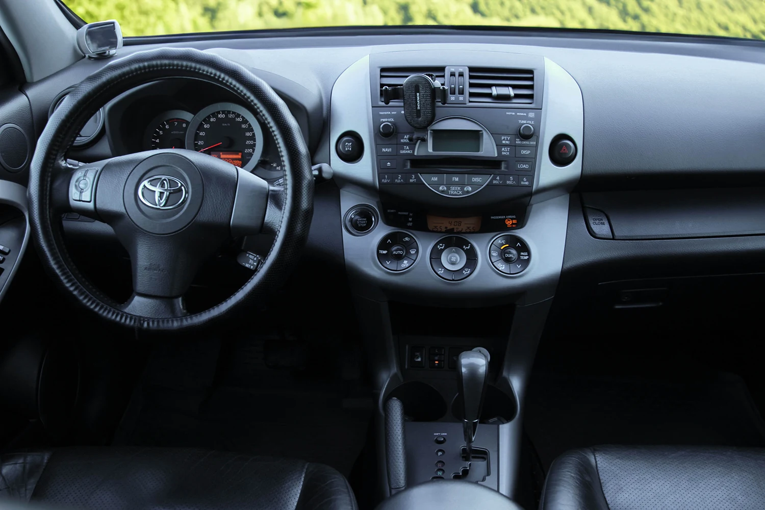 Аренда Toyota Rav4 2008