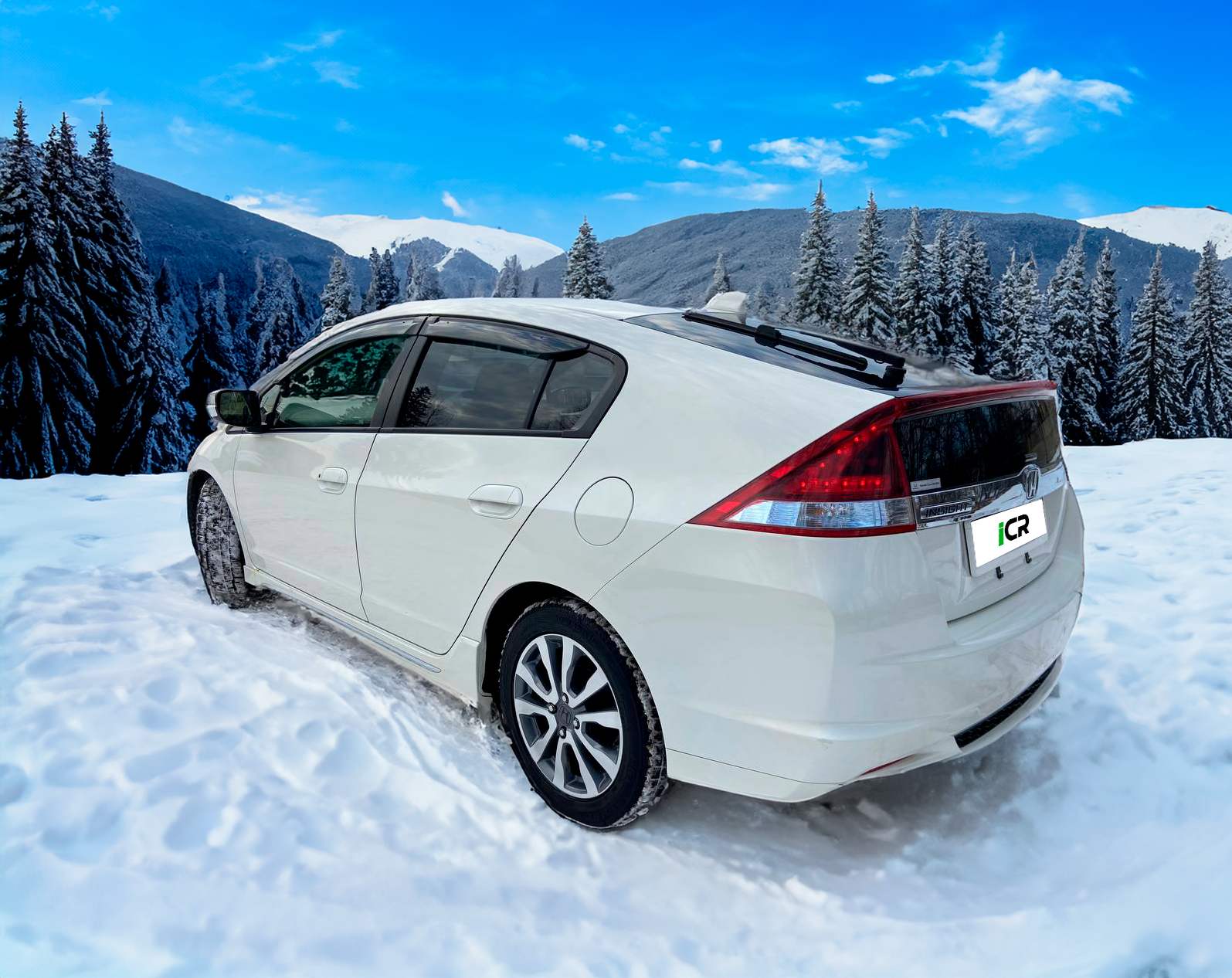 Аренда Honda Insigh Hybrid 2012