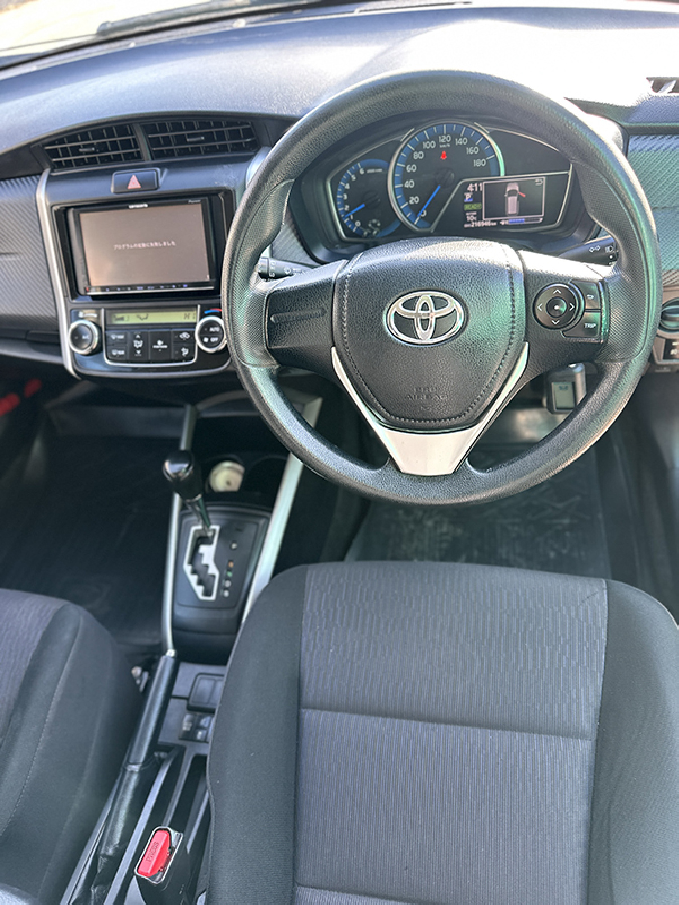 Аренда Toyota Corolla Fielder Hybrid 2014