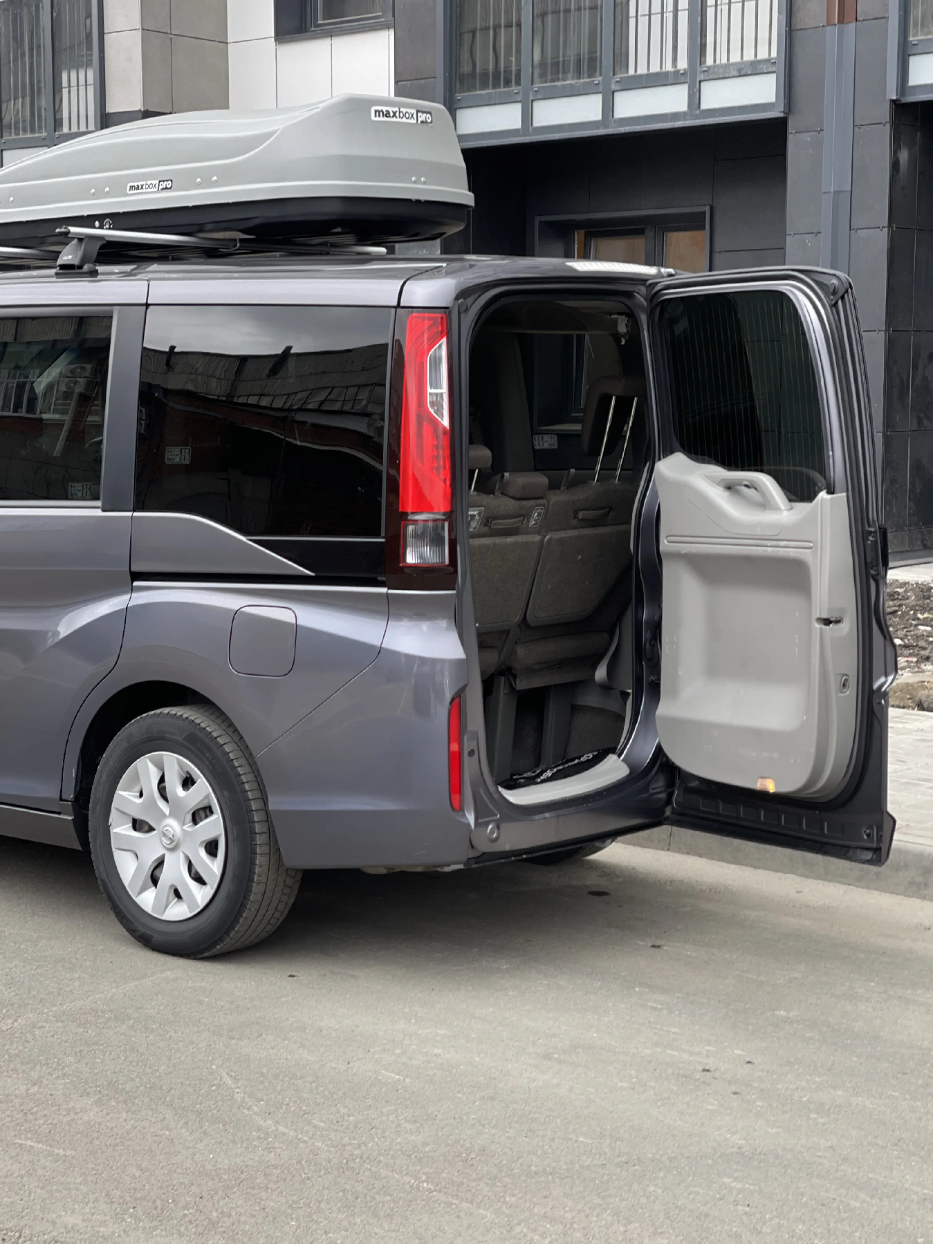 Аренда Honda Stepwgn 2020