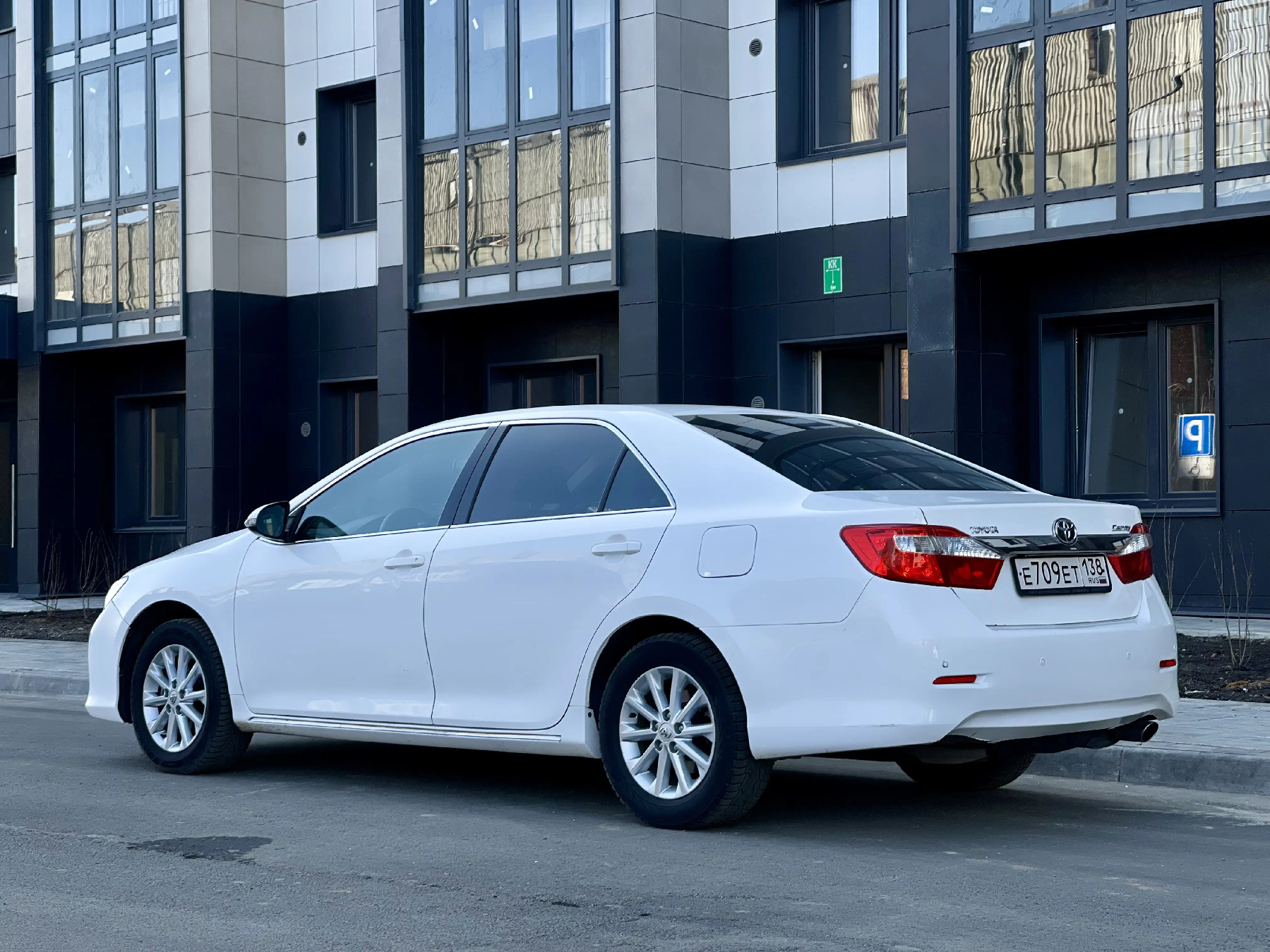 Аренда Toyota Camry 2014