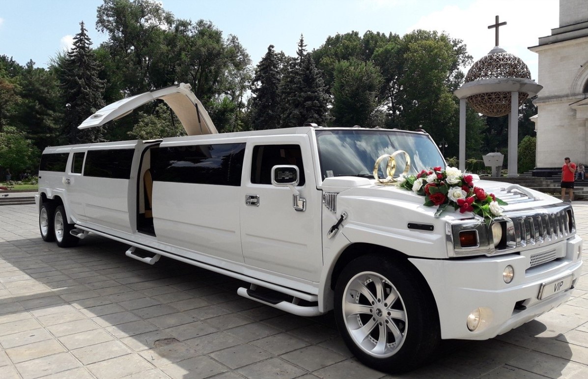 Как выбрать подходящий автомобиль для аренды на свадьбу?