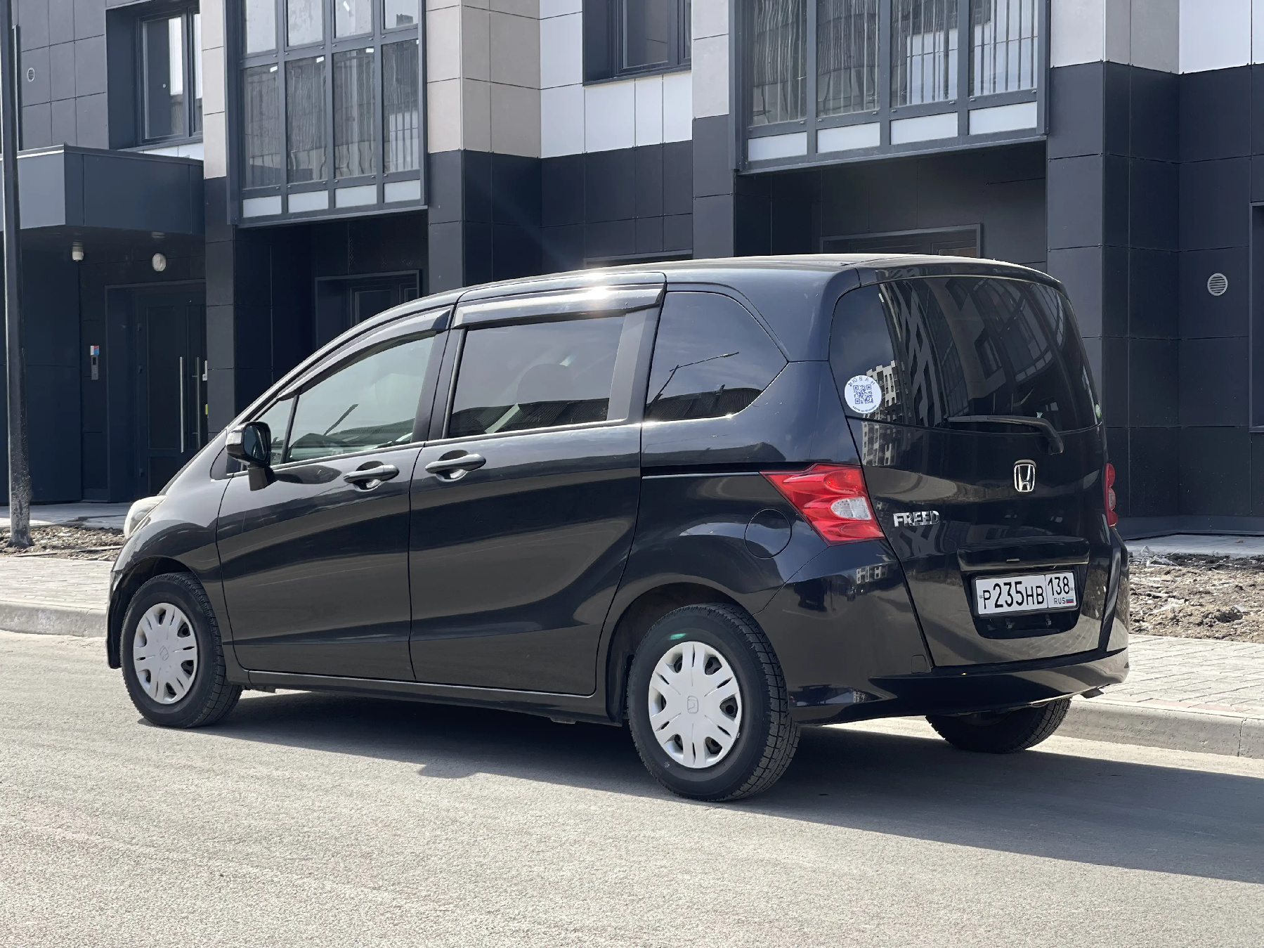 Аренда Honda Freed 2010