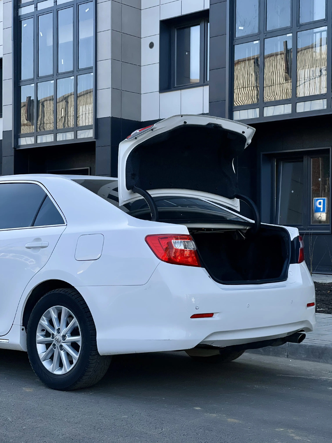 Аренда Toyota Camry 2014