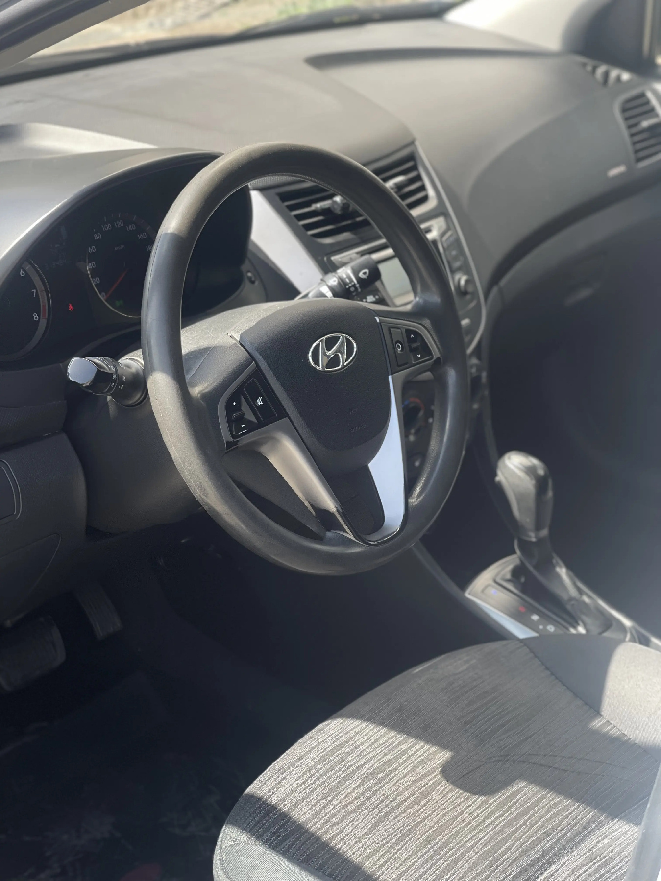 Аренда Hyundai Solaris 2015 175