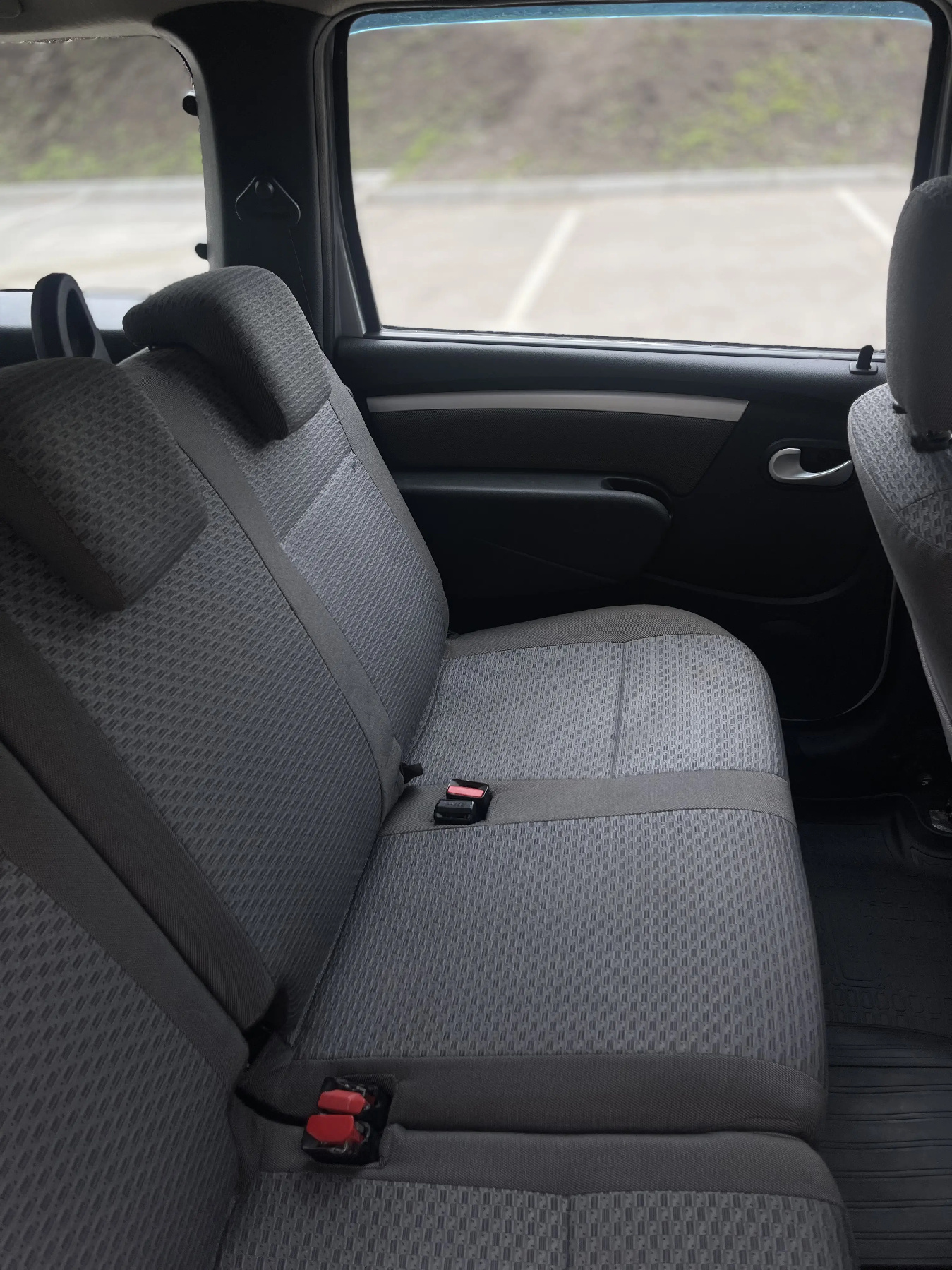 Аренда Lada Largus 2013