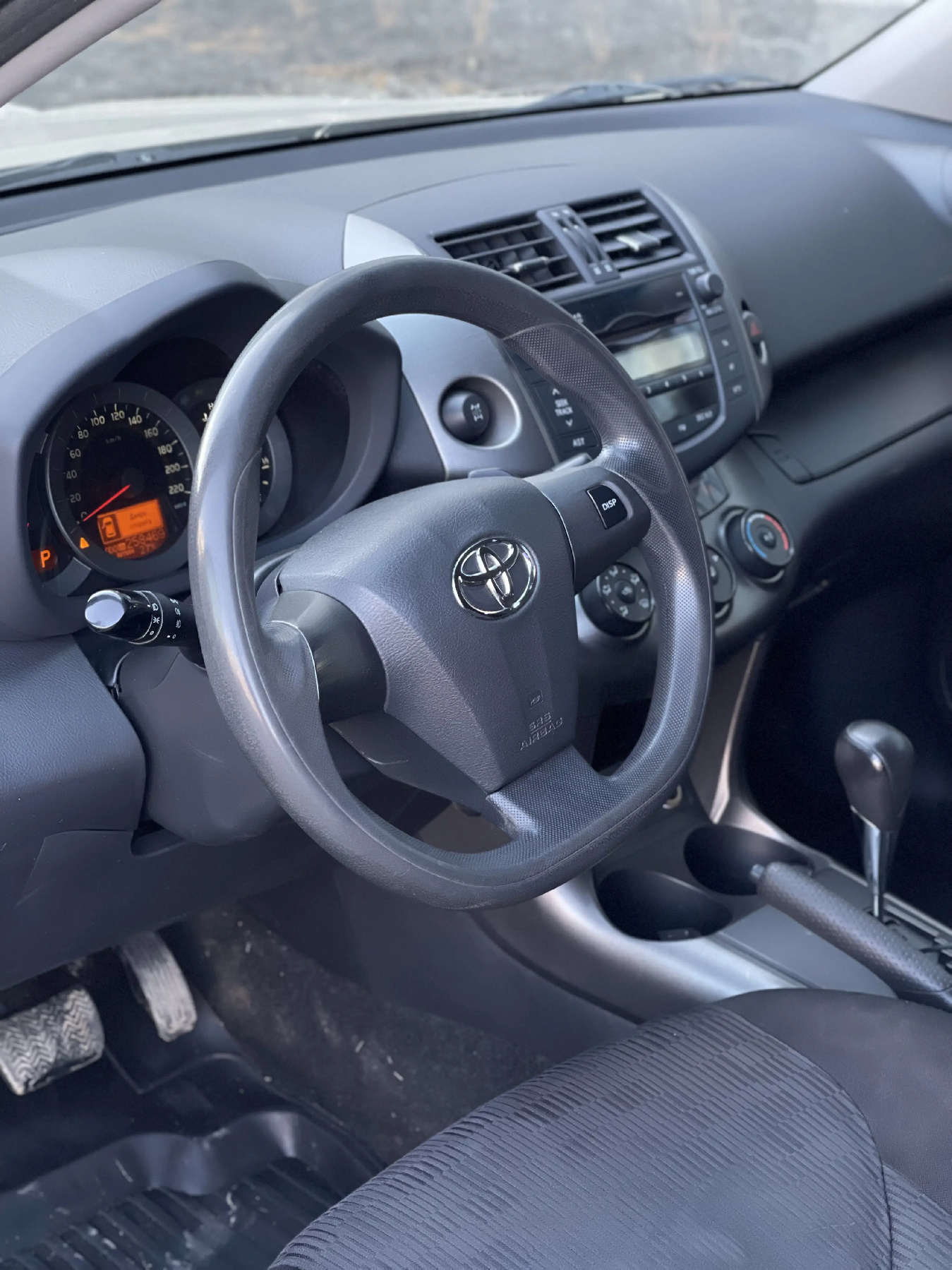 Аренда Toyota RAV4 2010