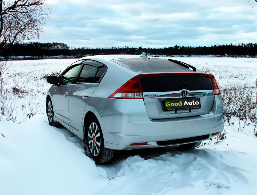 Аренда Honda Insight Hybrid 2012