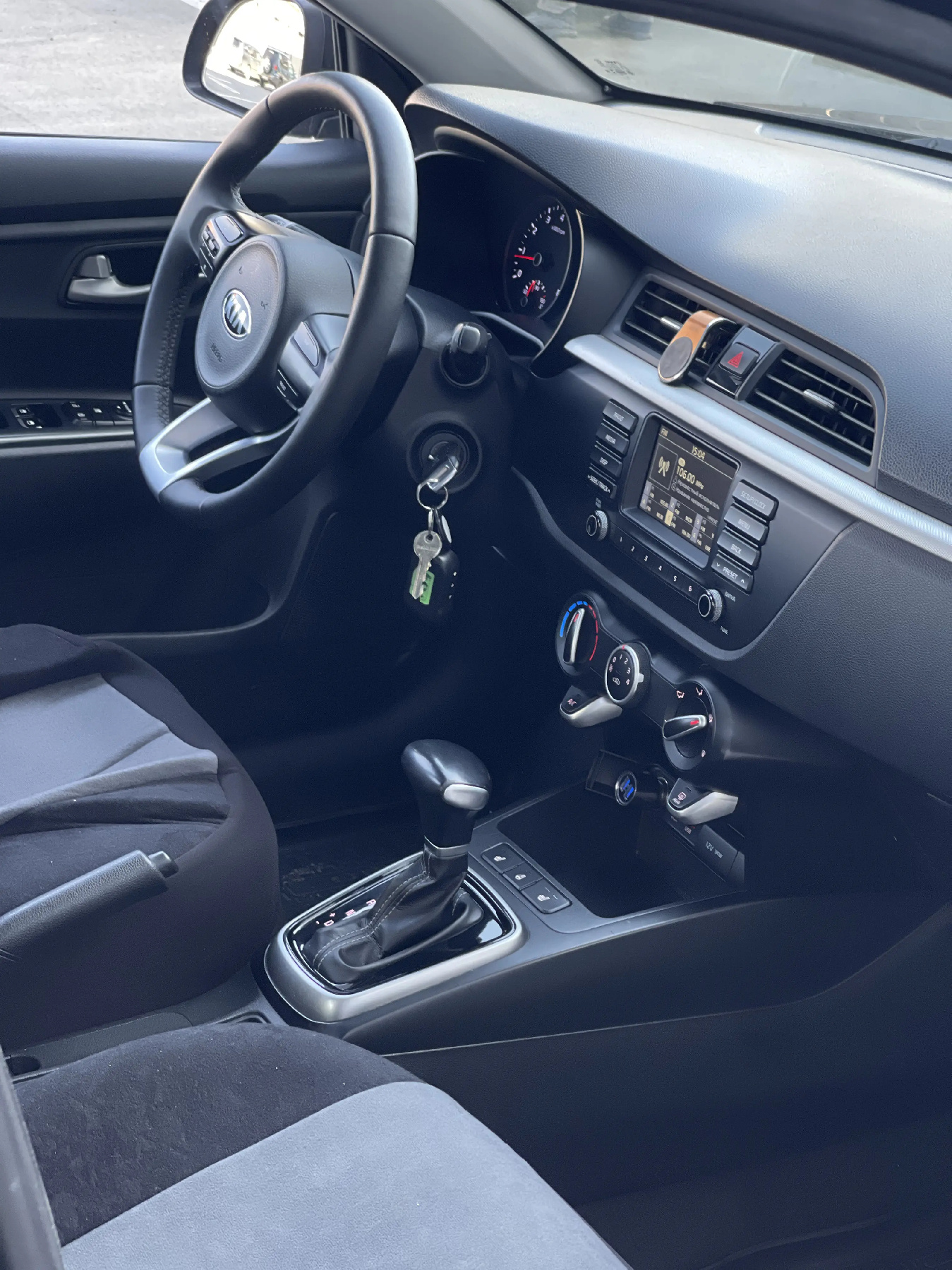 Аренда Kia Rio 2019