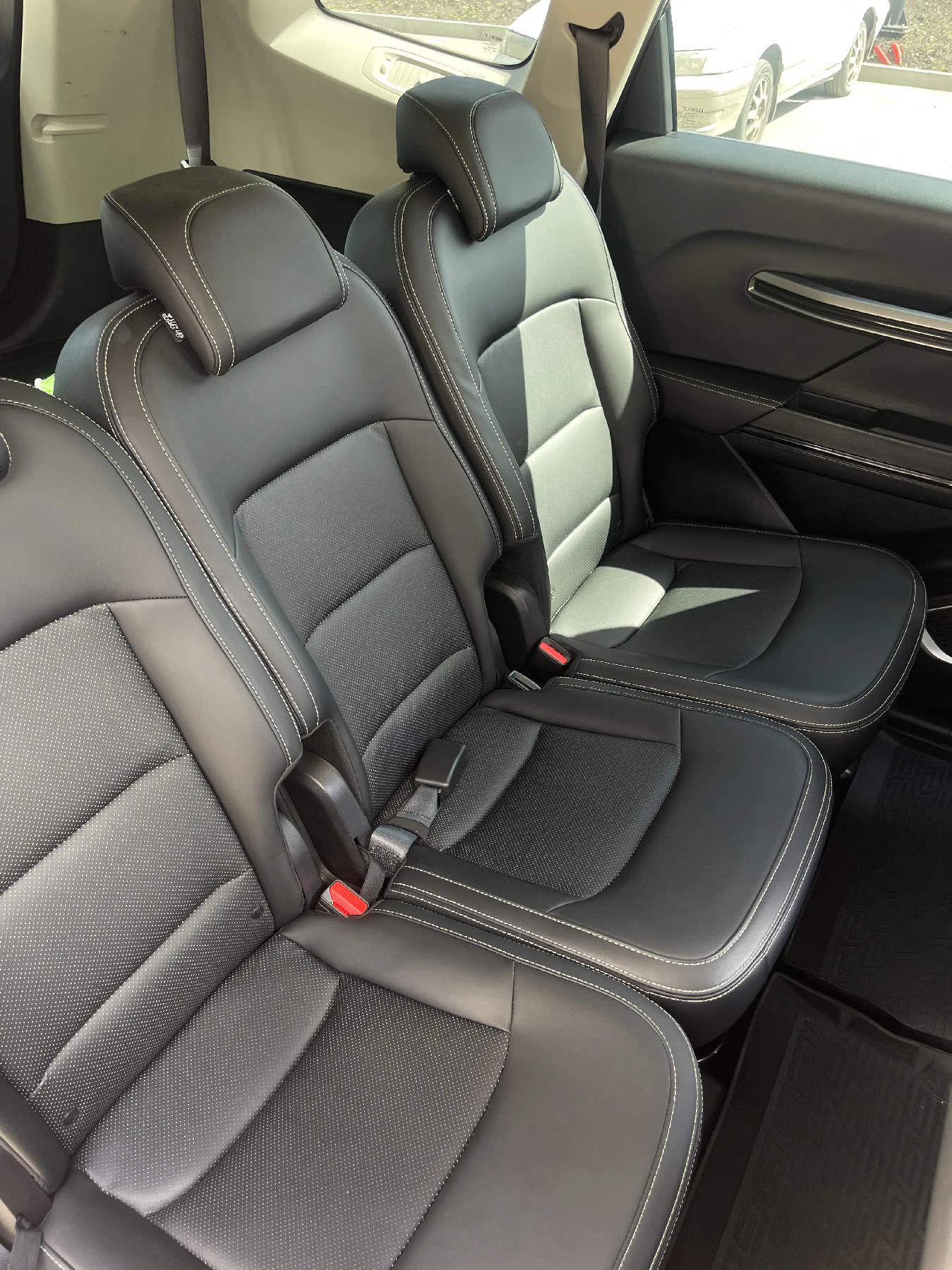 Аренда Geely Okavango 2023