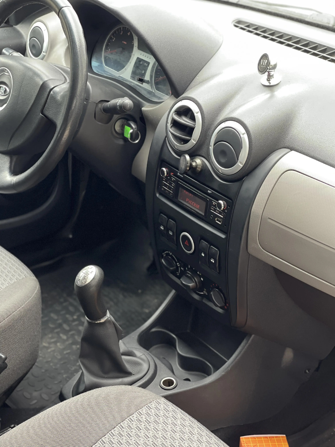 Аренда Lada Largus 2013