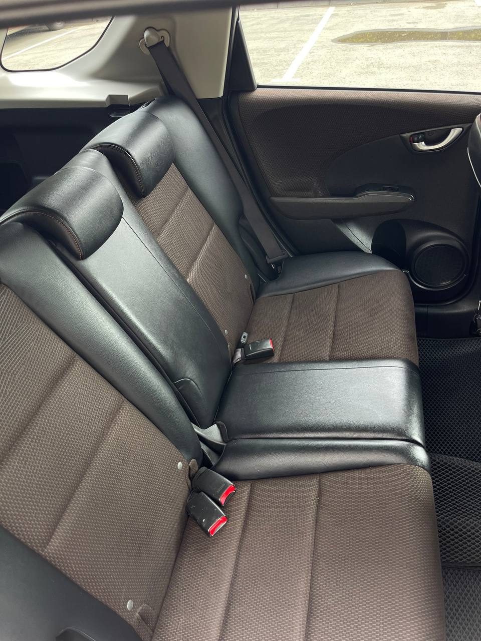 Аренда Honda Fit Shuttle