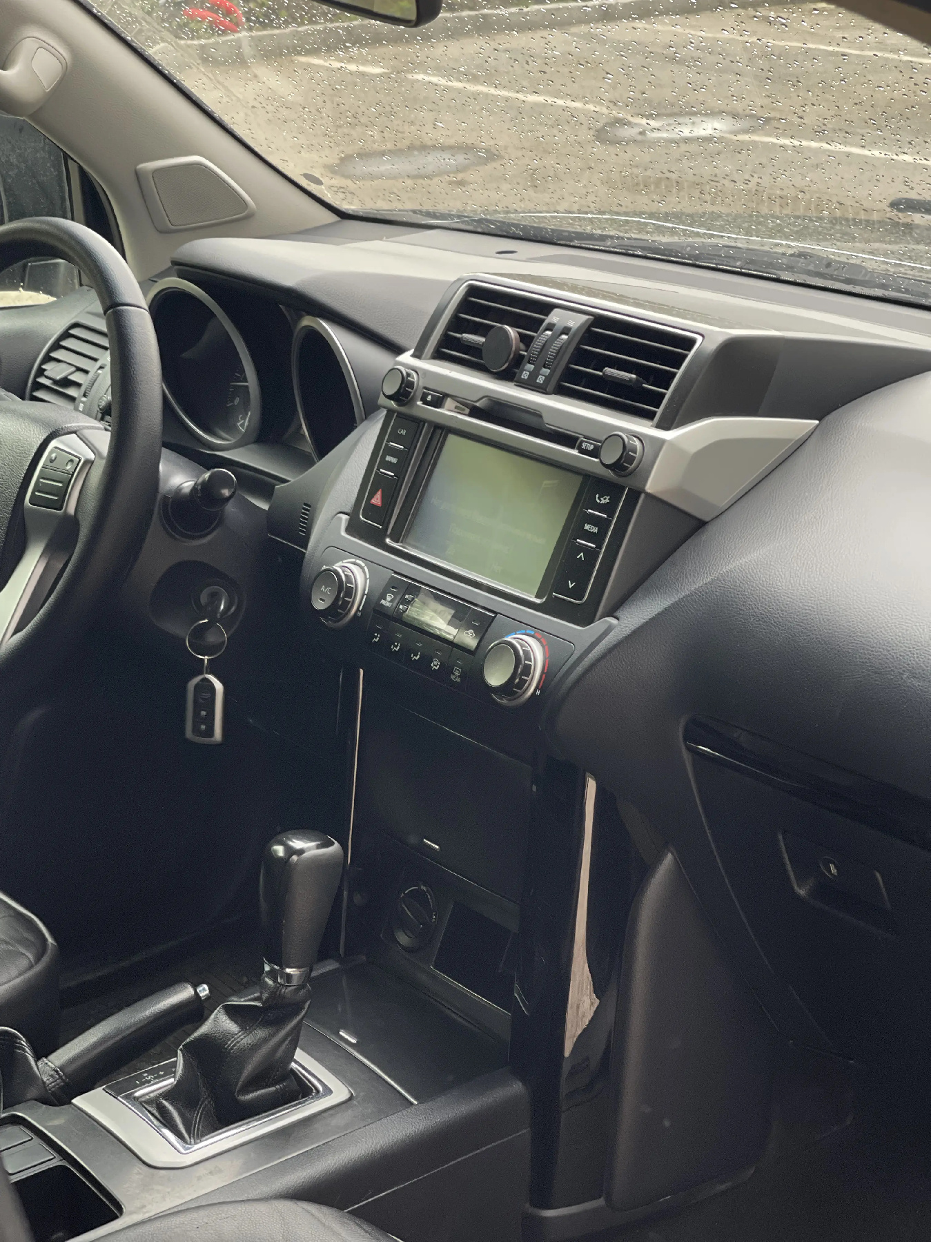 Аренда Toyota Land Cruiser Prado 2015