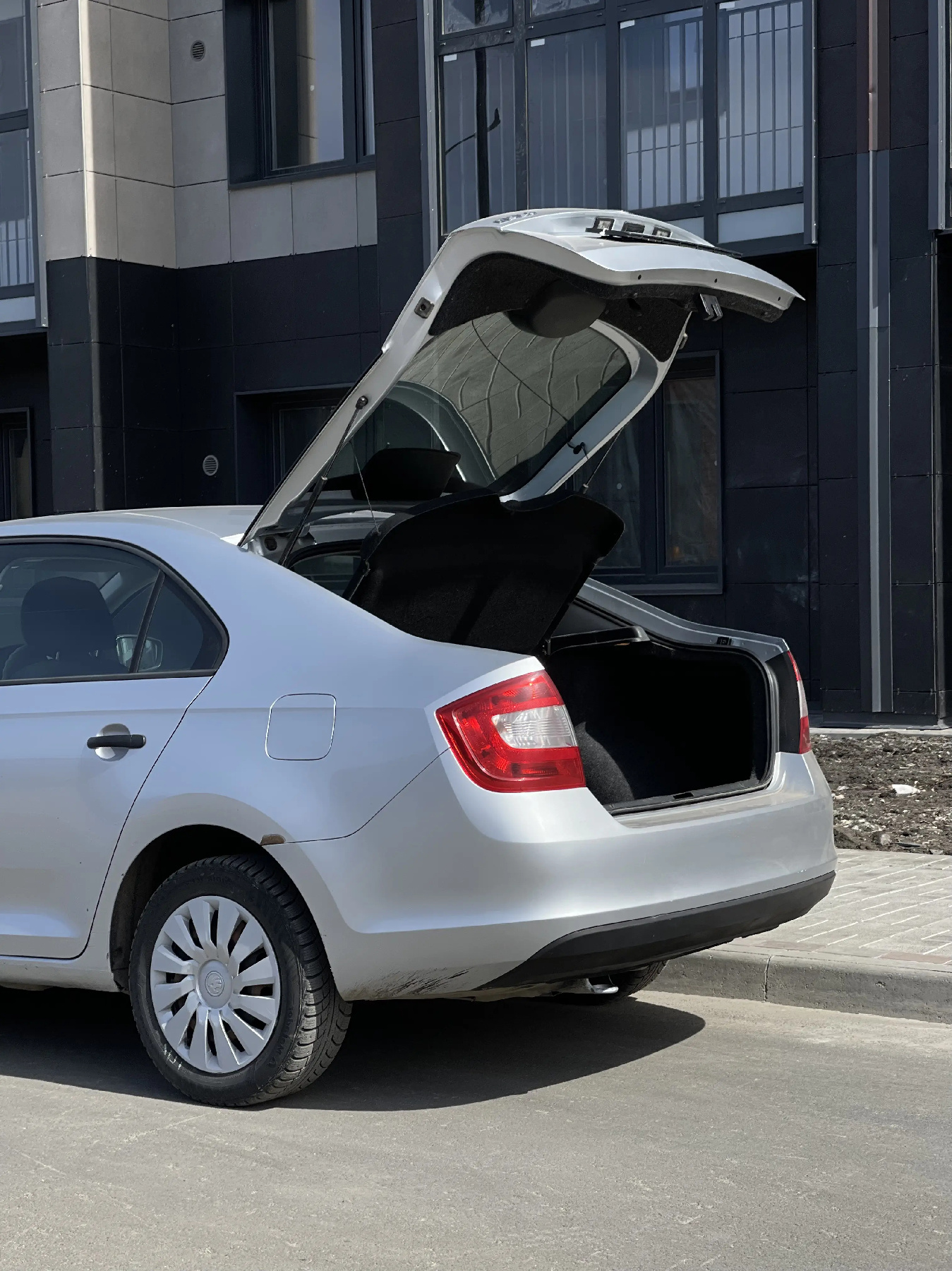 Аренда Skoda Rapid 2014
