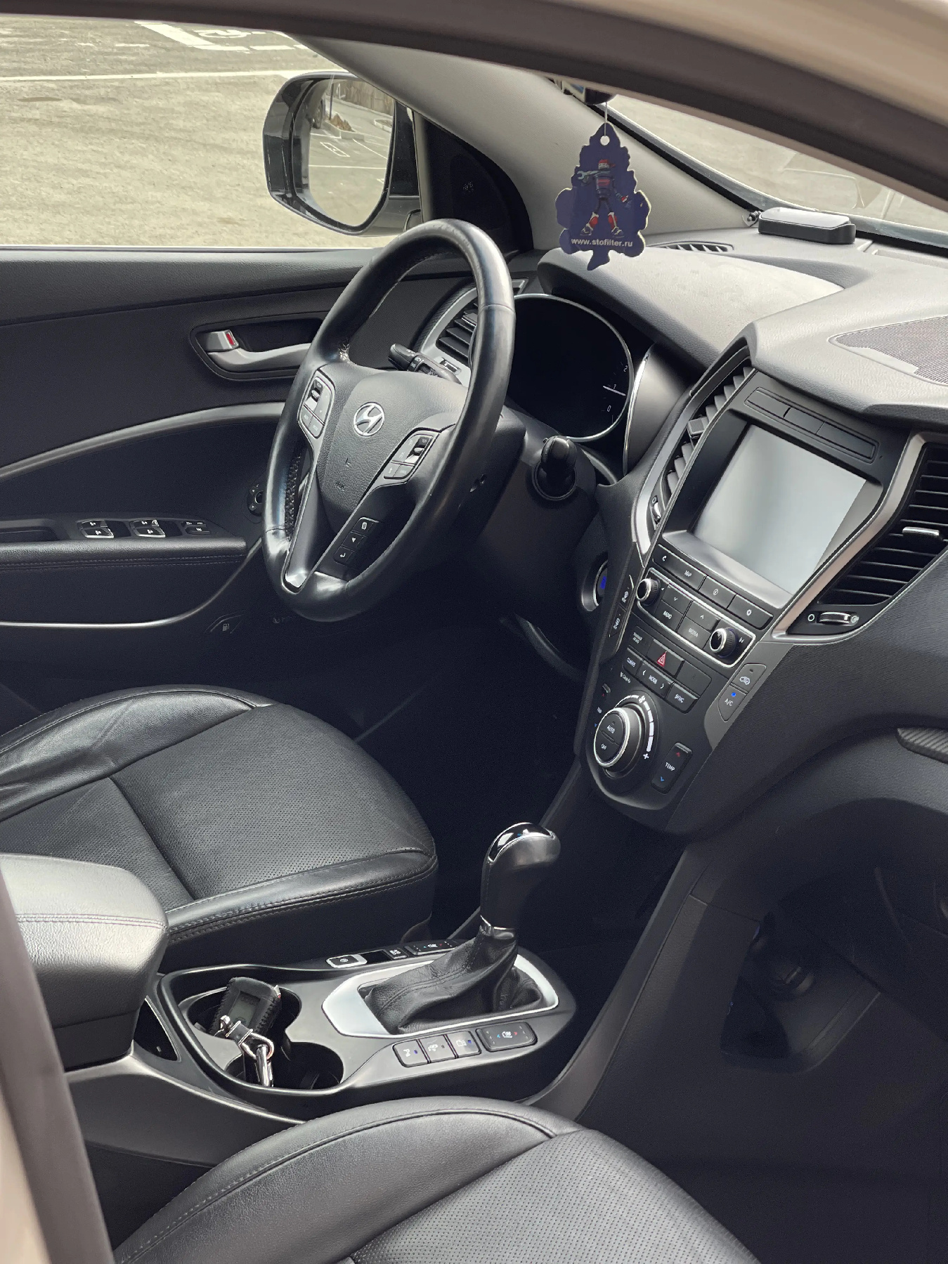 Аренда Hyundai Santa FE 2016