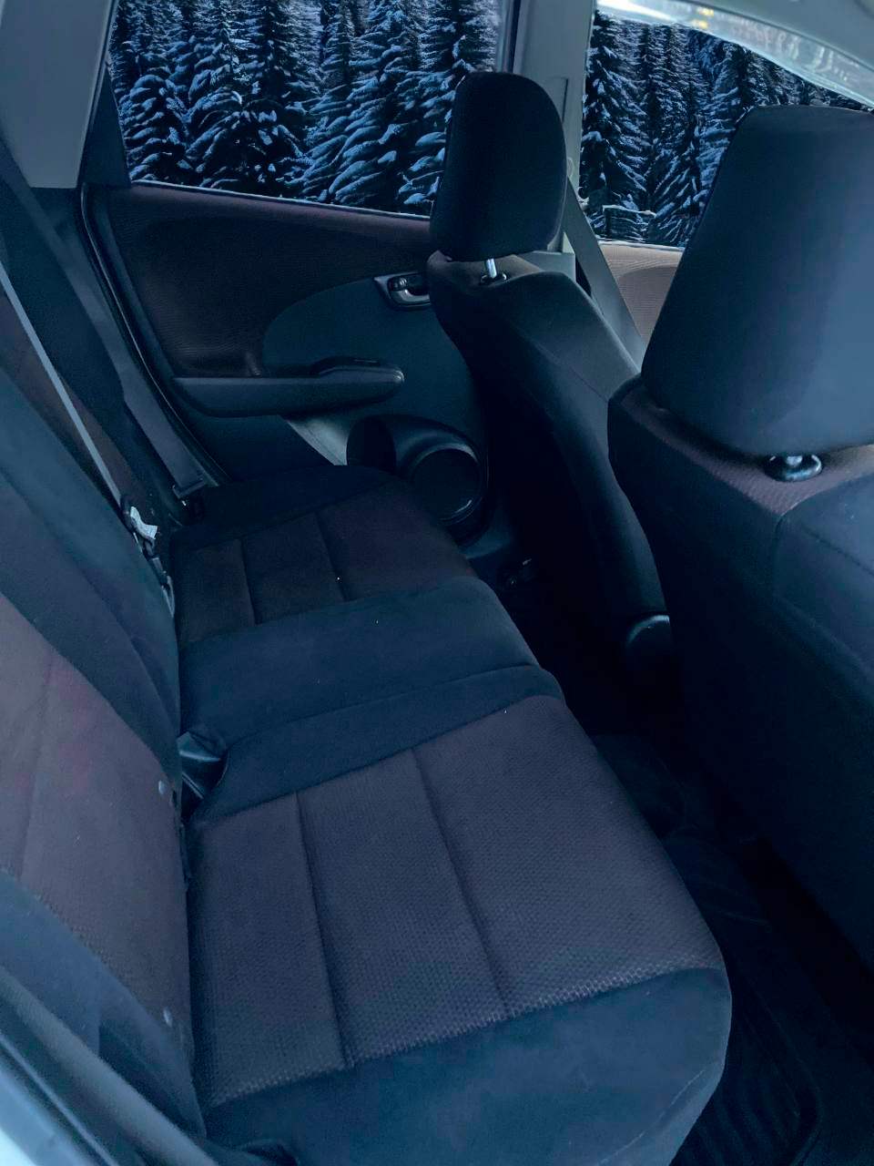 Аренда Honda Fit Shuttle Hybrid 2012