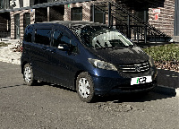 Аренда Honda Freed 2011 Blue