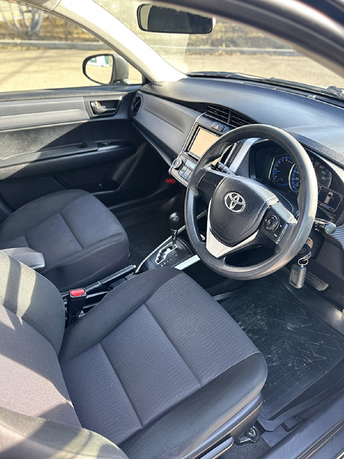 Выкуп Toyota Corolla Fielder Hybrid 2014