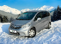 Прокат Honda Freed Spike 2013